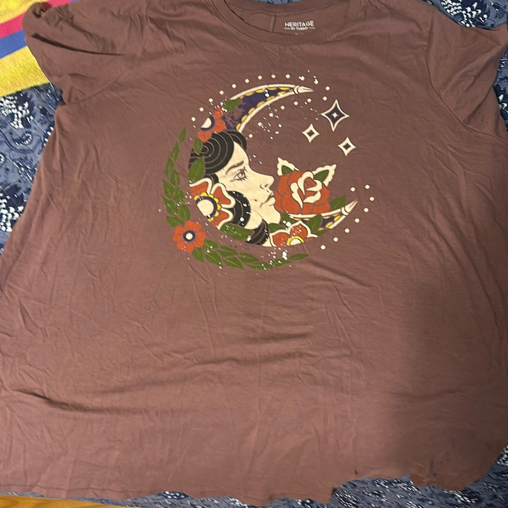 Torrid classic Fit Heritage Tee - Tattoo Moon, size 1